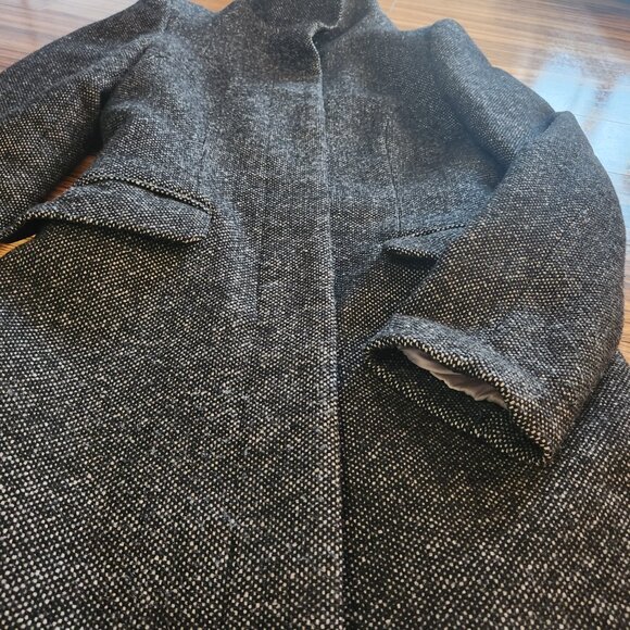 [EUC] H&M wool-blend fitted coat - Picture 5 of 8
